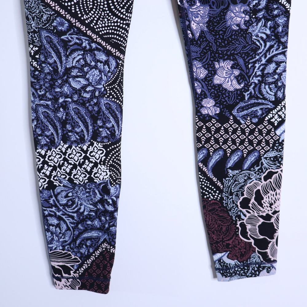 Athleta Patchwork Salutations 7/8 Legging Blue Mu… - image 7